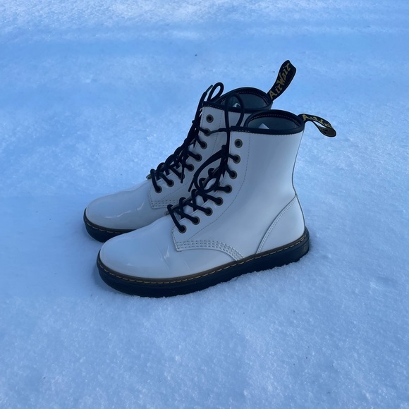 Not very worn and in really good condition
Sadly I don’t have the box - Picture 2 of 4